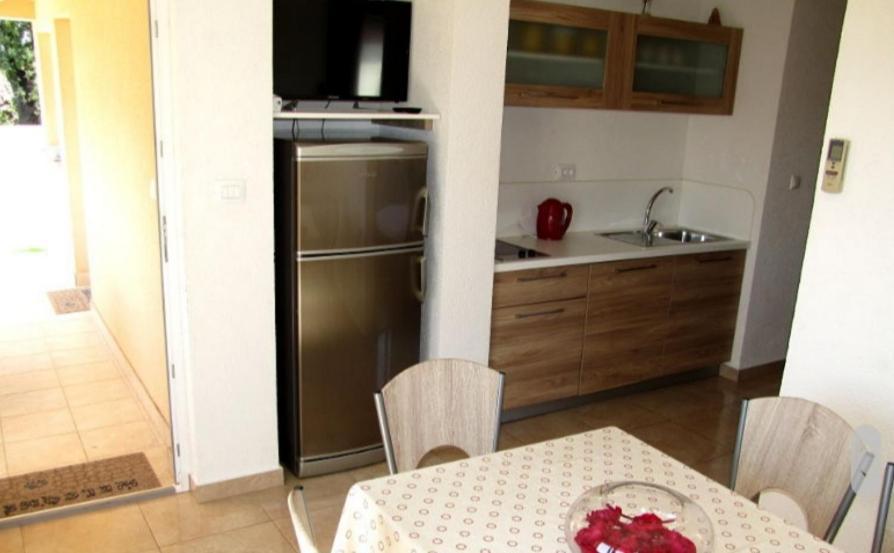 Sunny Apartments بيبينيا المظهر الخارجي الصورة